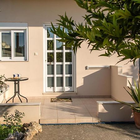 Studio Flower Skalanion Exterior foto