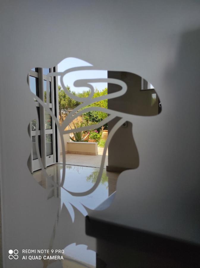 Studio Flower Skalanion Exterior foto